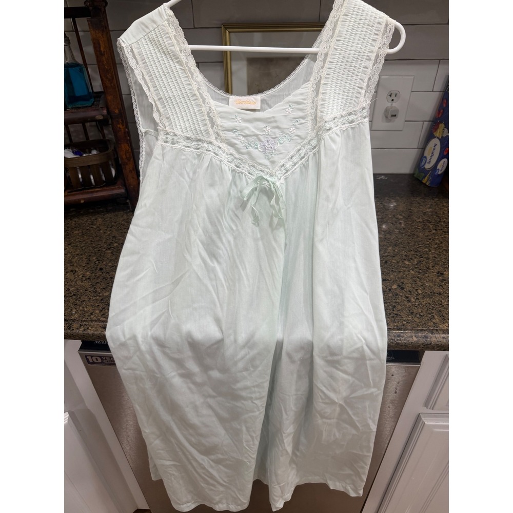 Vintage Barbizon Mint Green Blendaire Batiste Nightgown Lace Floral Large USA